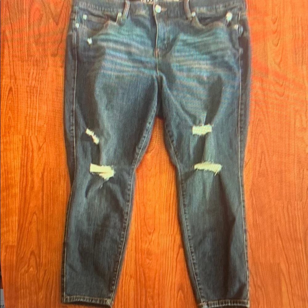 Women's Distressed Blue Jeans